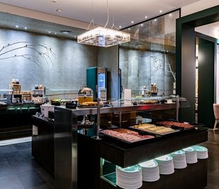 Desayuno buffet  Vincci Soho Madrid