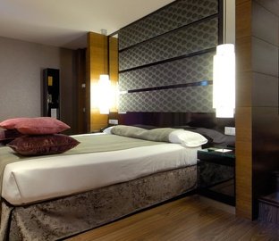 Suite  Vincci Soho 4* Madrid